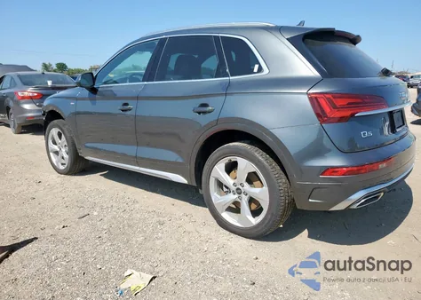 2023 Audi Q5 Premium Plus 45 z USA, uszkodzony, nr VIN WA1EAAFY0P2108388